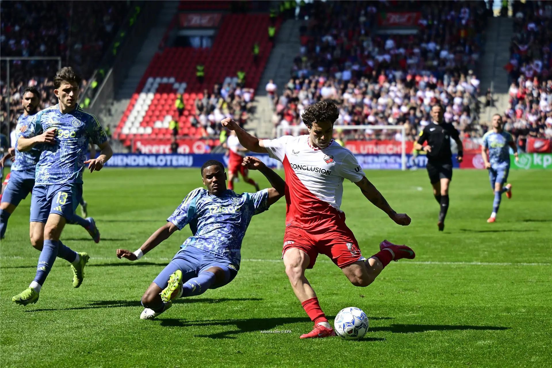 ?i=epa%2fsoccer%2f2025-04%2f2025-04-20%2f2025-04-20-12042386_epa