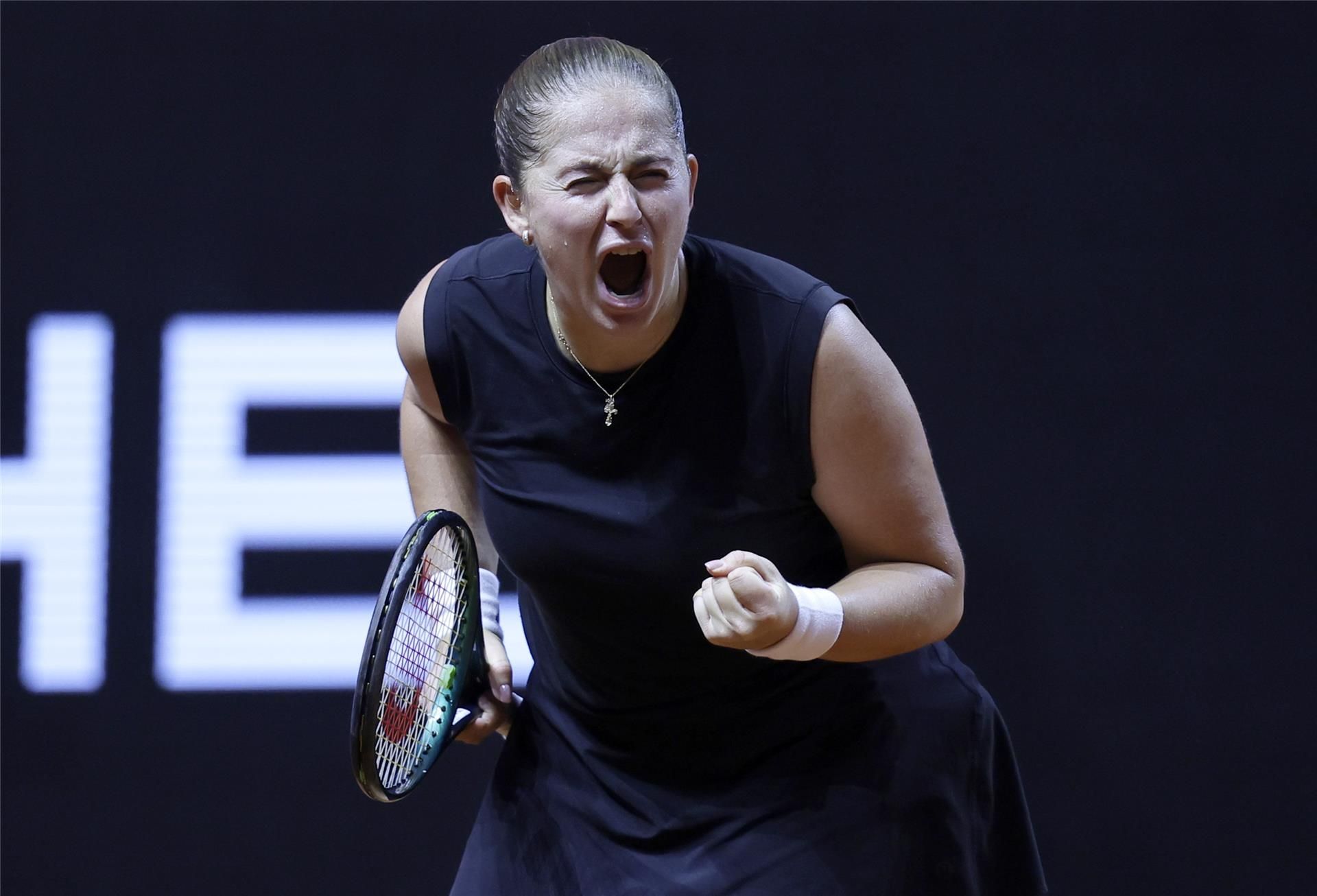 يلينا أوستابينكو