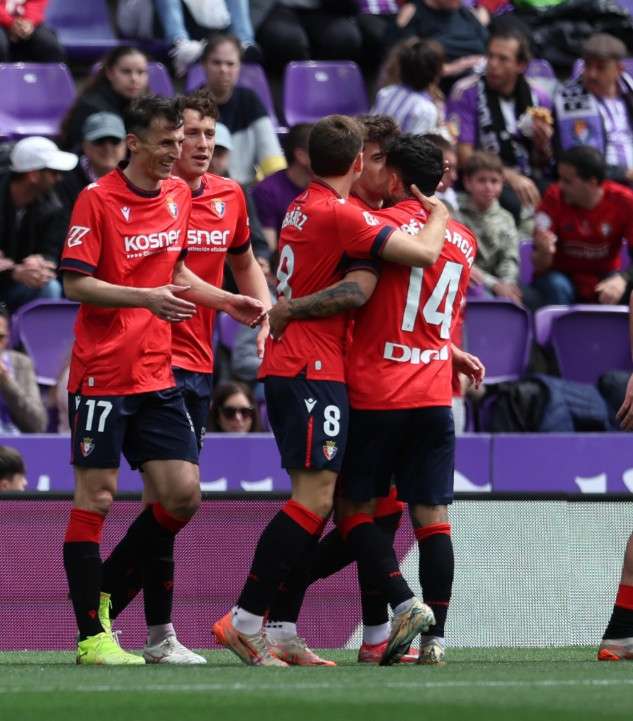 فرحة لاعبي أوساسونا