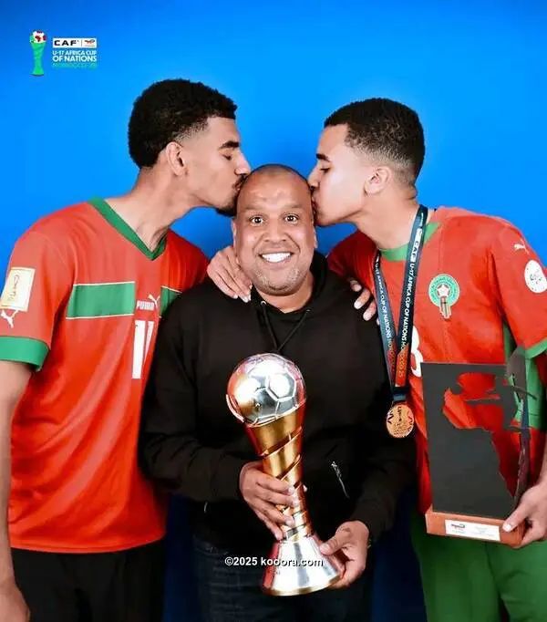 ?i=corr%2f563%2fkoo_563228