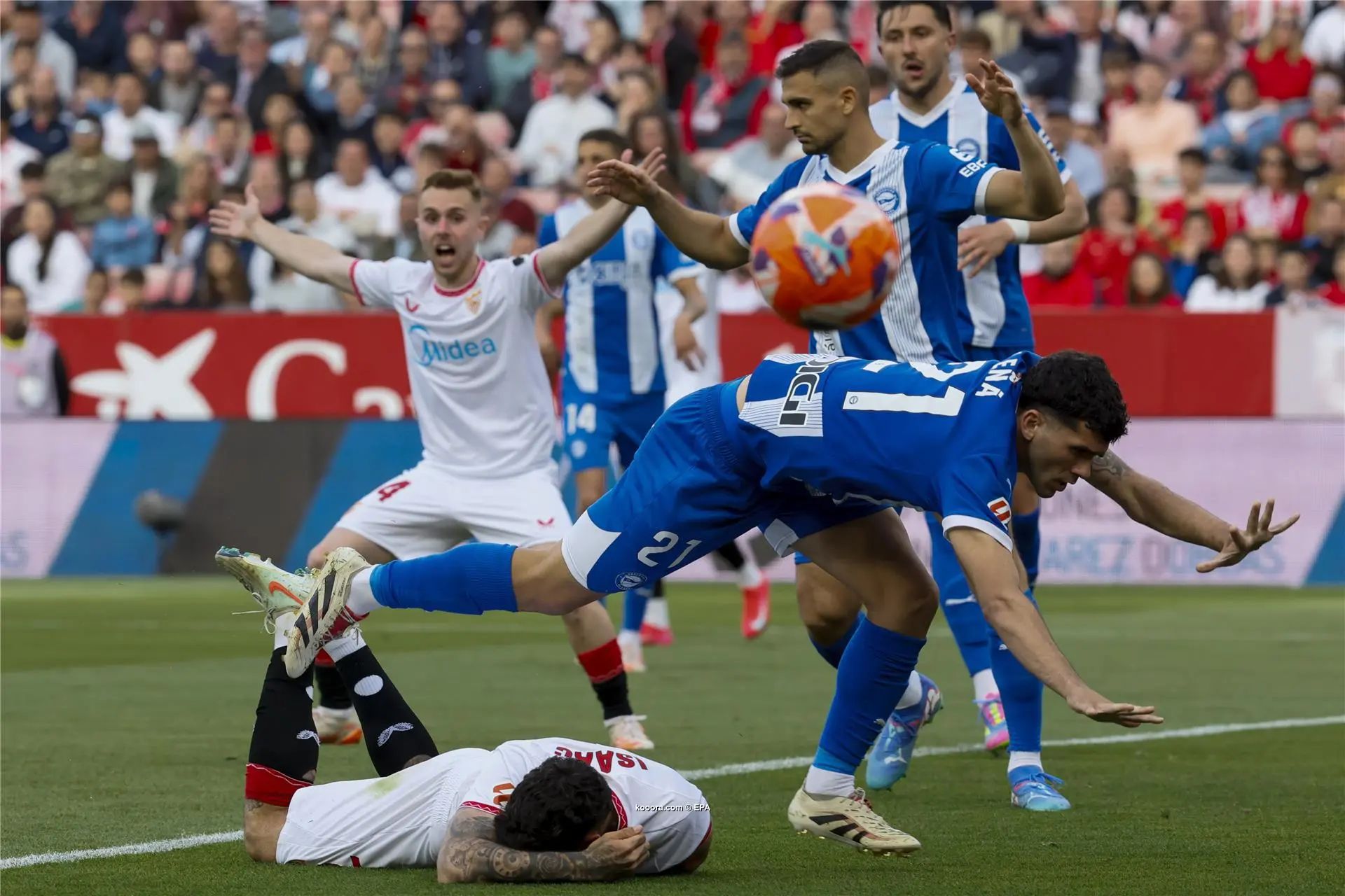 ?i=epa%2fsoccer%2f2025-04%2f2025-04-20%2f2025-04-20-12043276_epa