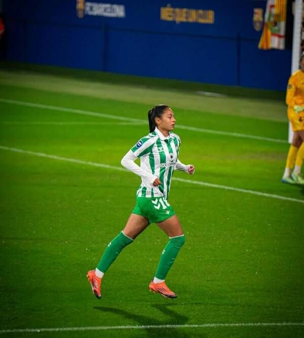 ياسمين زهير