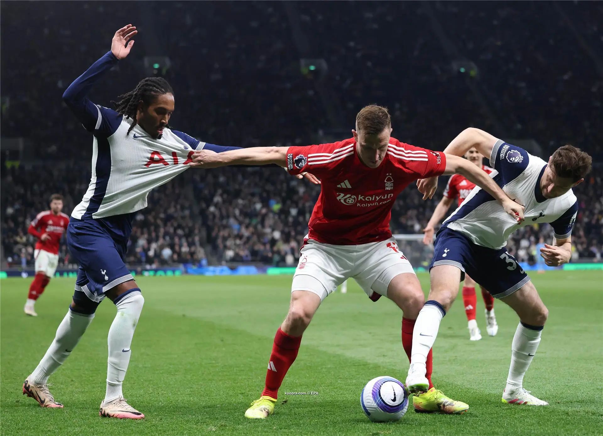 ?i=epa%2fsoccer%2f2025-04%2f2025-04-21%2f2025-04-21-12045639_epa