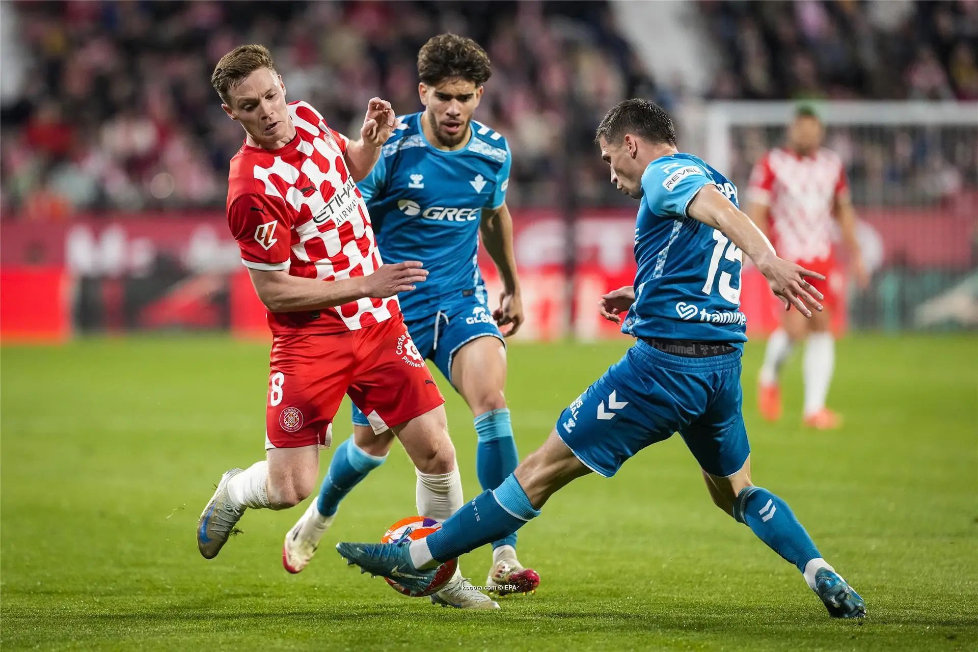 ?i=epa%2fsoccer%2f2025-04%2f2025-04-21%2f2025-04-21-12045630_epa