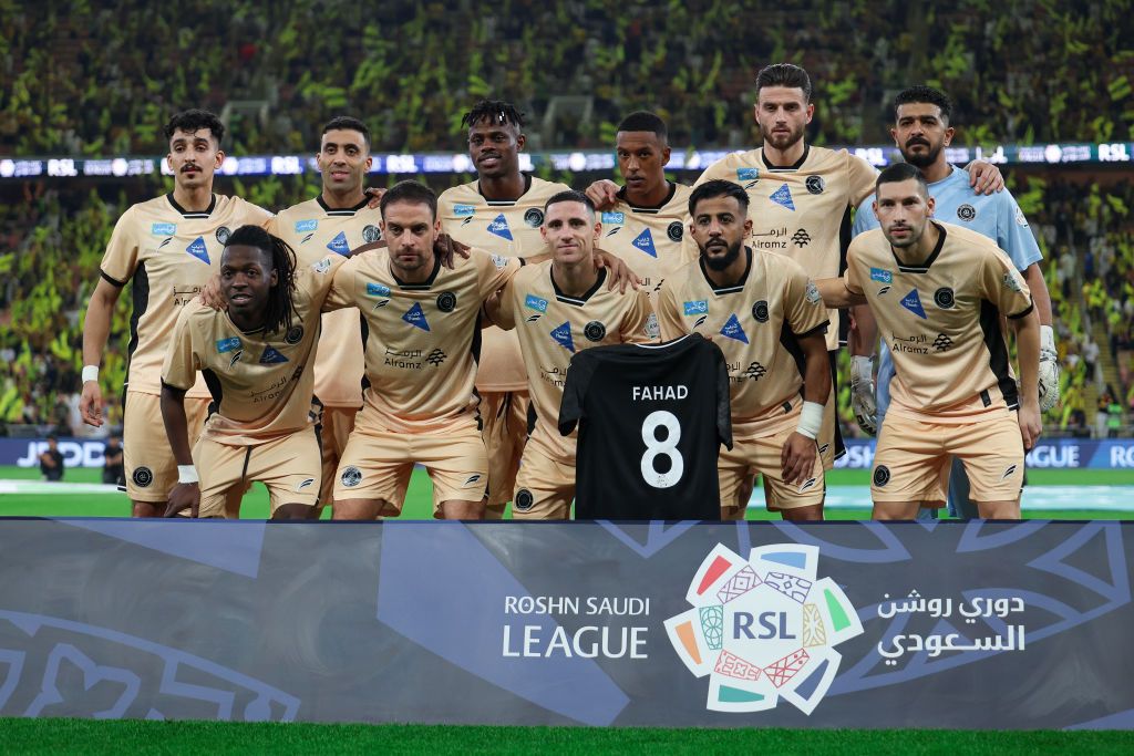 لاعبو الشباب