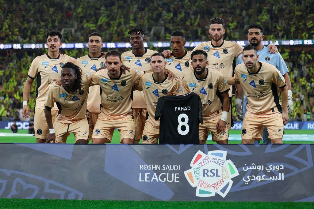 لاعبو الشباب