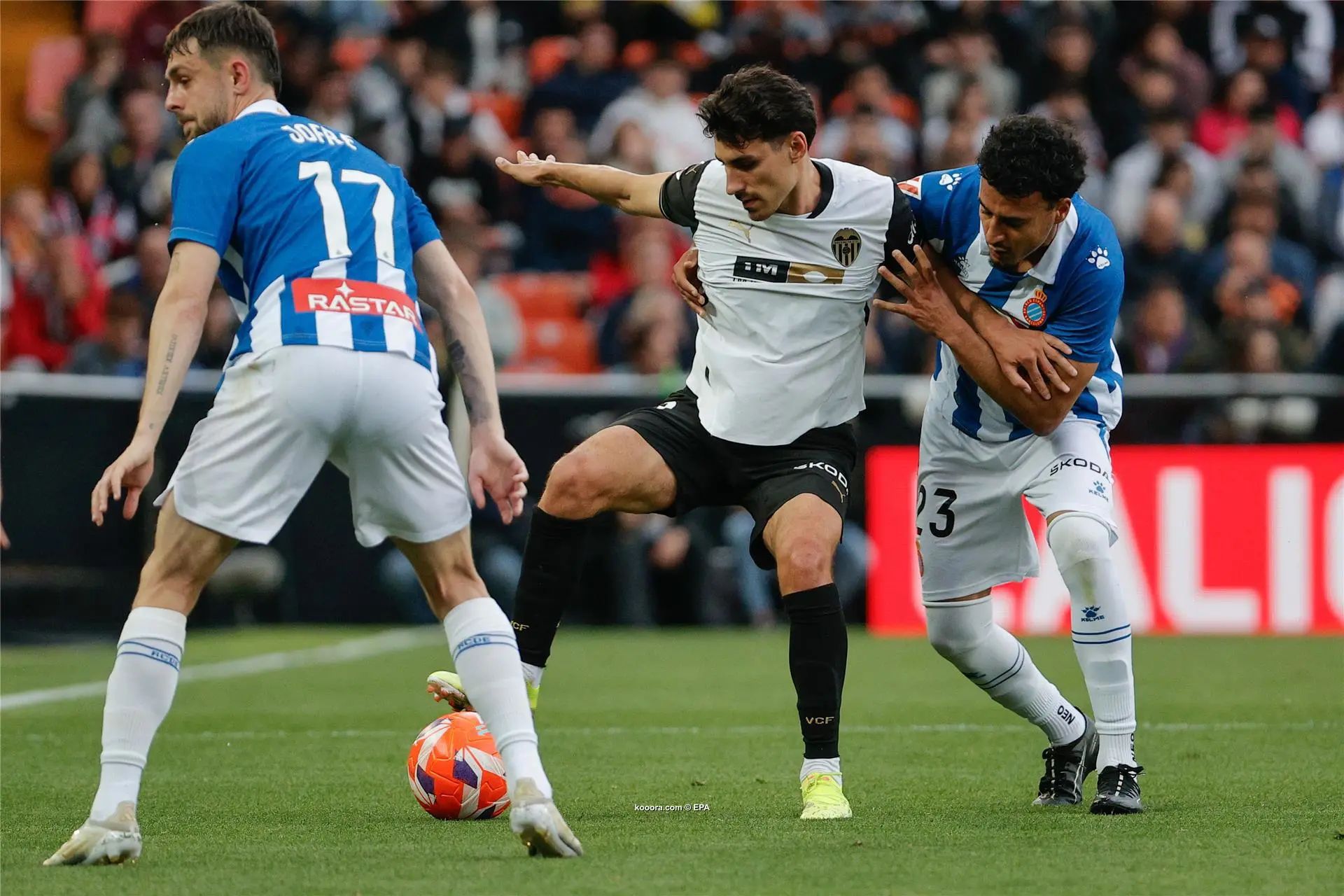 ?i=epa%2fsoccer%2f2025-04%2f2025-04-22%2f2025-04-22-12047287_epa