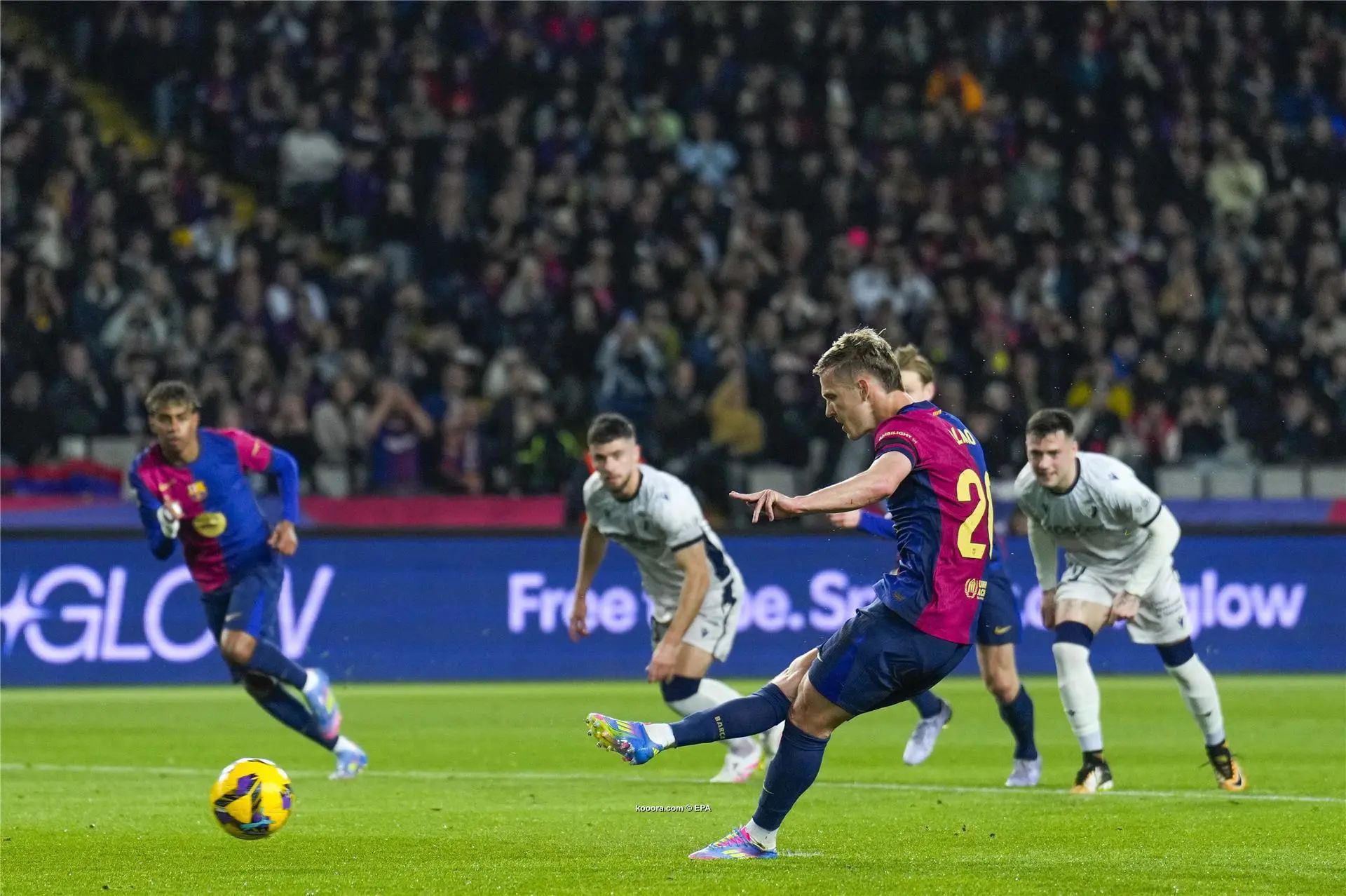 ?i=epa%2fsoccer%2f2025-03%2f2025-03-27%2f2025-03-27-11993019_epa