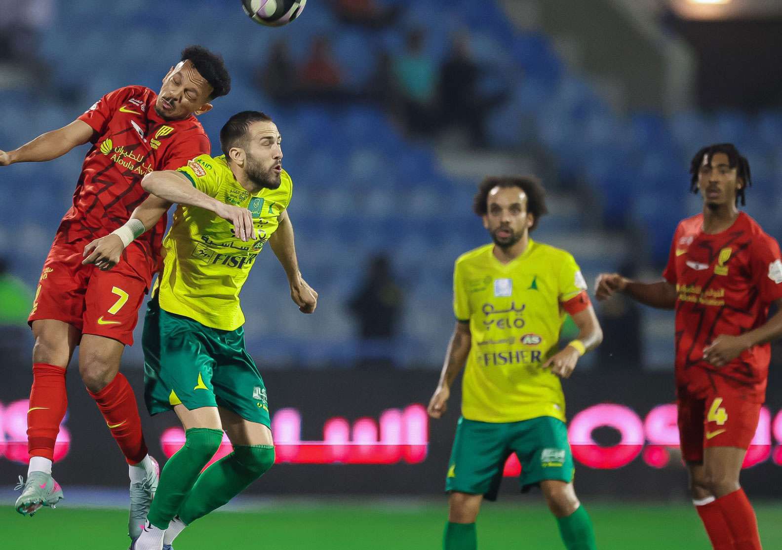 جانب من مباراة القادسية والخليج