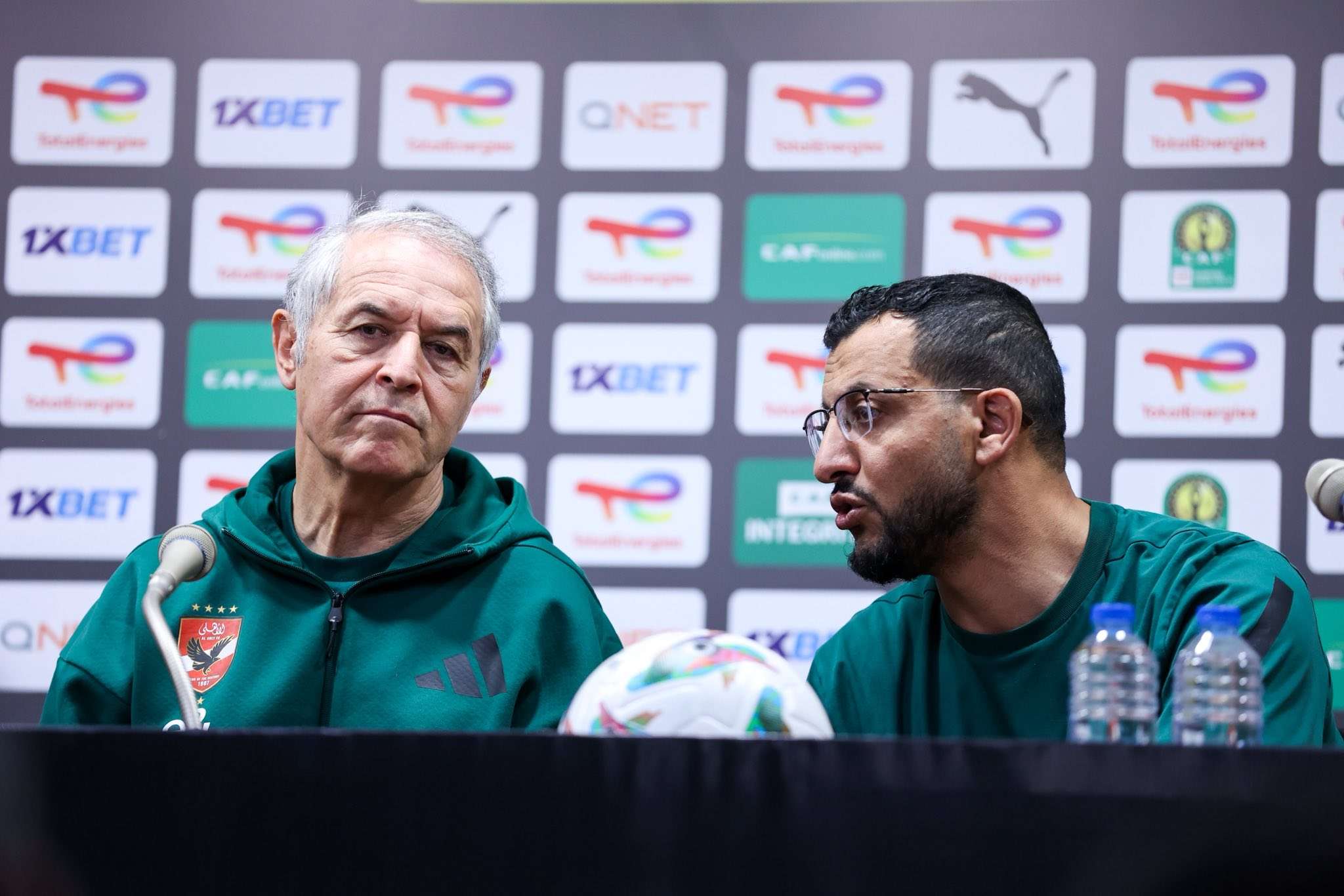 من المؤتمر الصحفي