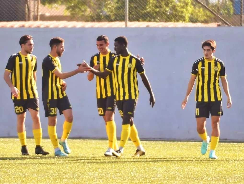 لاعبو البرج