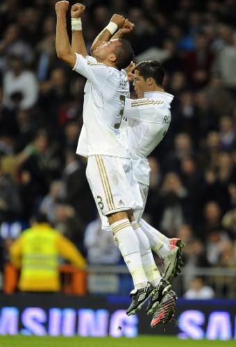 2011-11-26t194906z_01_foz06r_rtridsp_3_soccer-spain_reuters