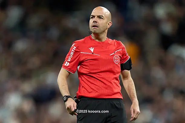 ?i=mhmed_aziz%2fjanuary%2f1%2f1%2f2019_january_koo_1%2fibrahim_samir_koo_%2freferee+pablo+gonzalez+fuertes