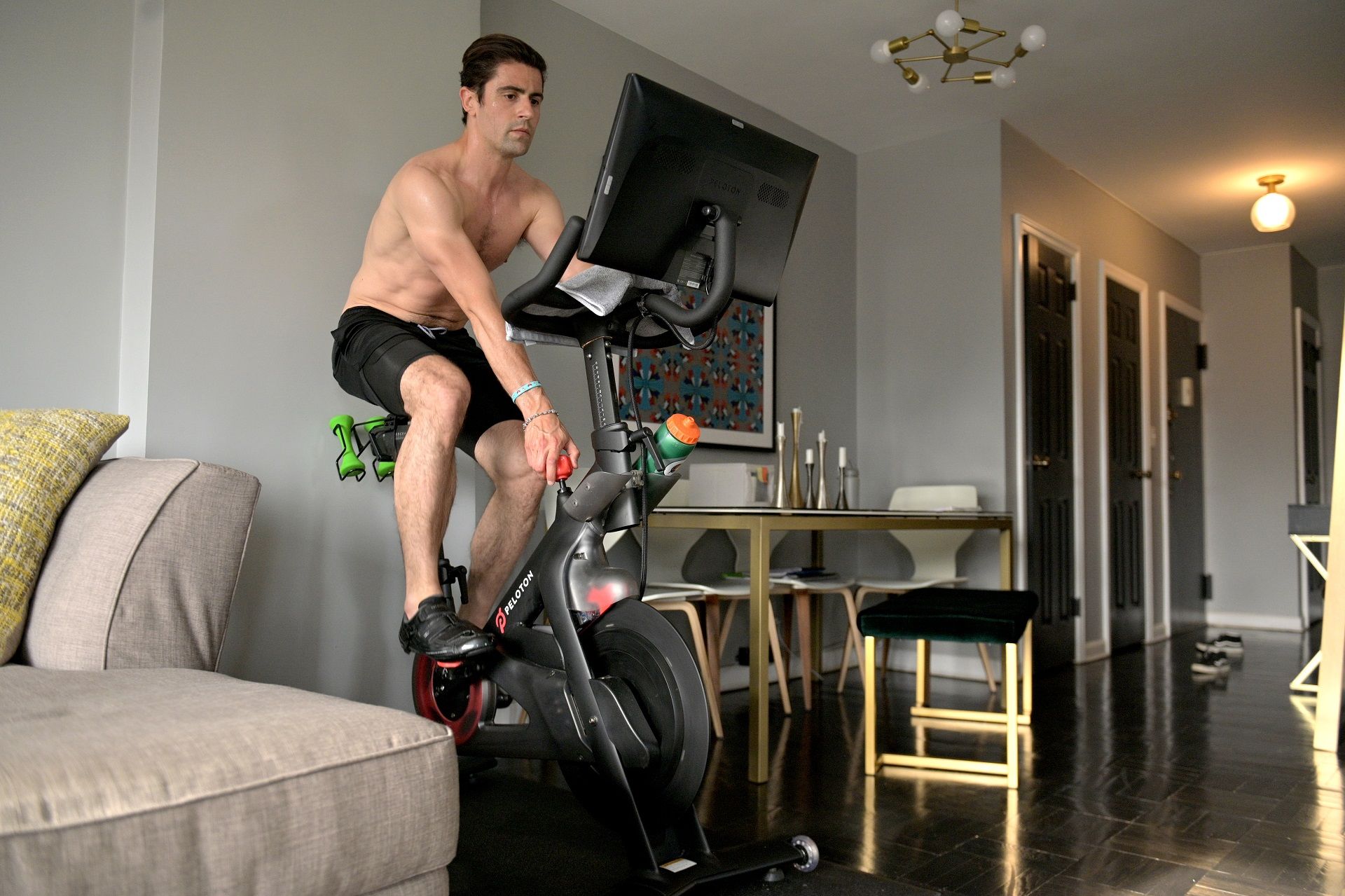 دراجة التمارين الرياضية