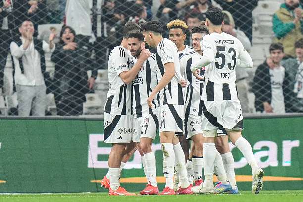 فرحة لاعبي بشكتاش