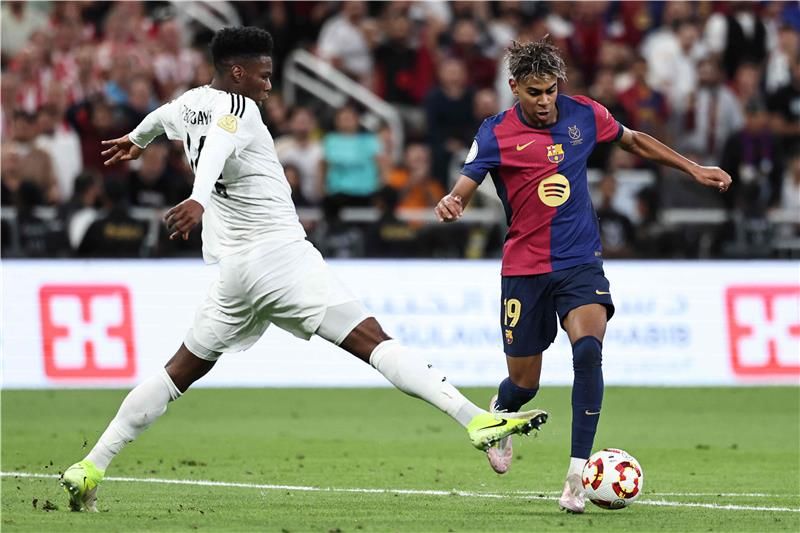 مباراة سابقة بين ريال مدريد وبرشلونة