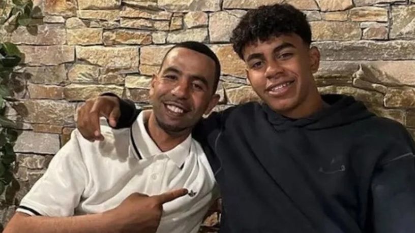 منير نصراوي ونجله يامال