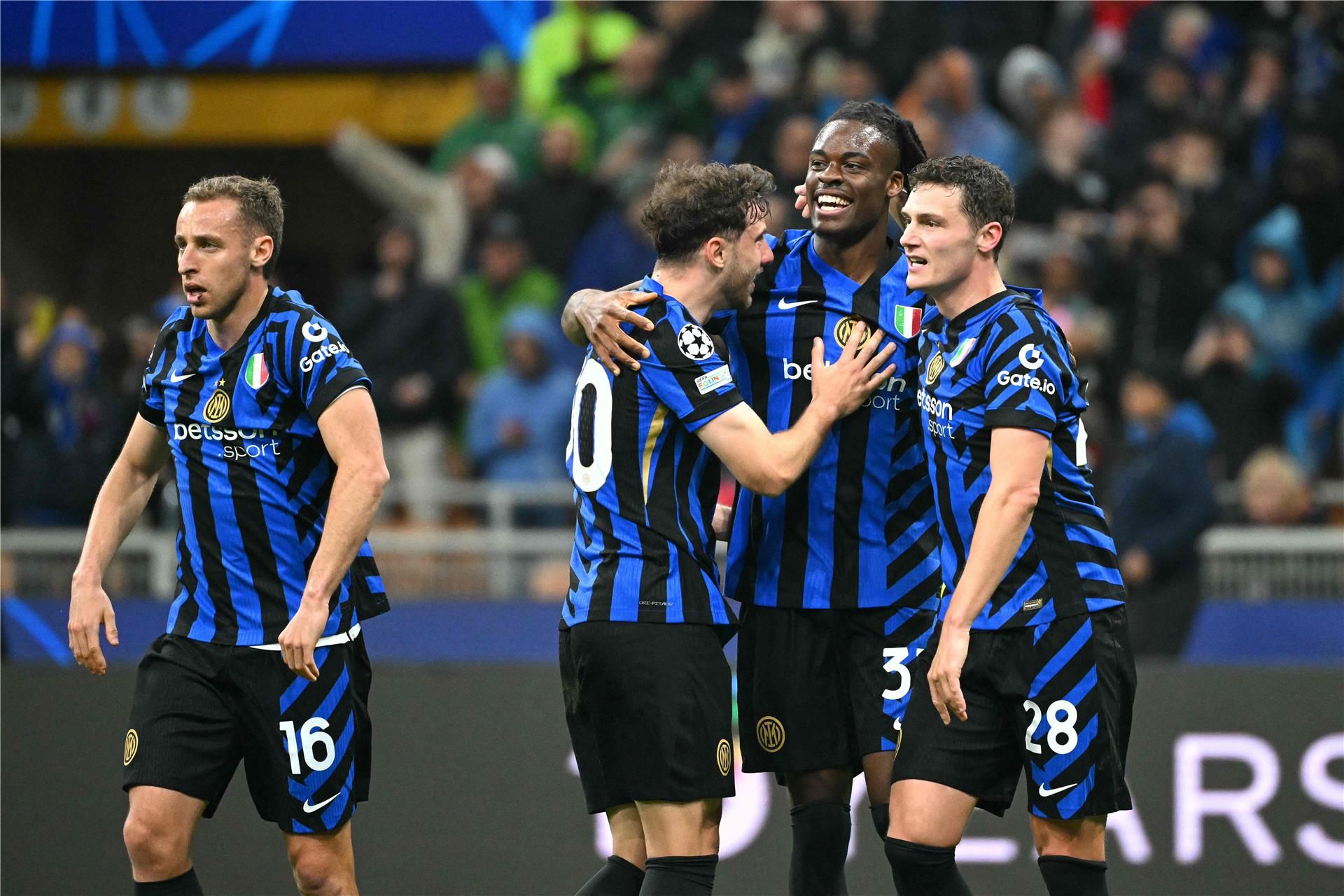 لاعبو إنتر ميلان