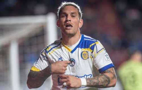 إنزو كوبيتي مسجل هدف الفوز لروساريو