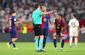 رافينيا مع الحكم