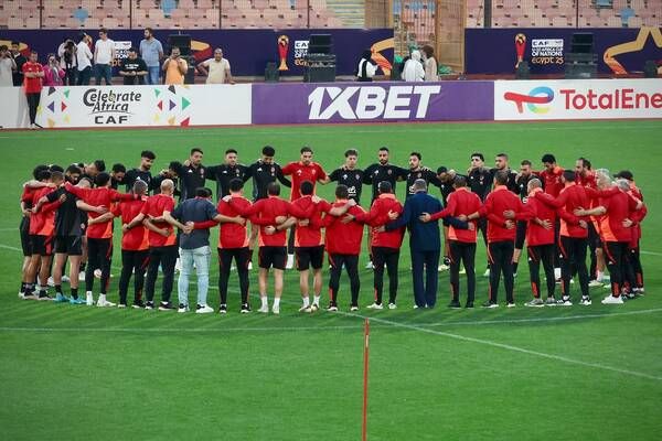 لاعبو الأهلي