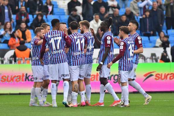 لاعبو طرابزون سبور