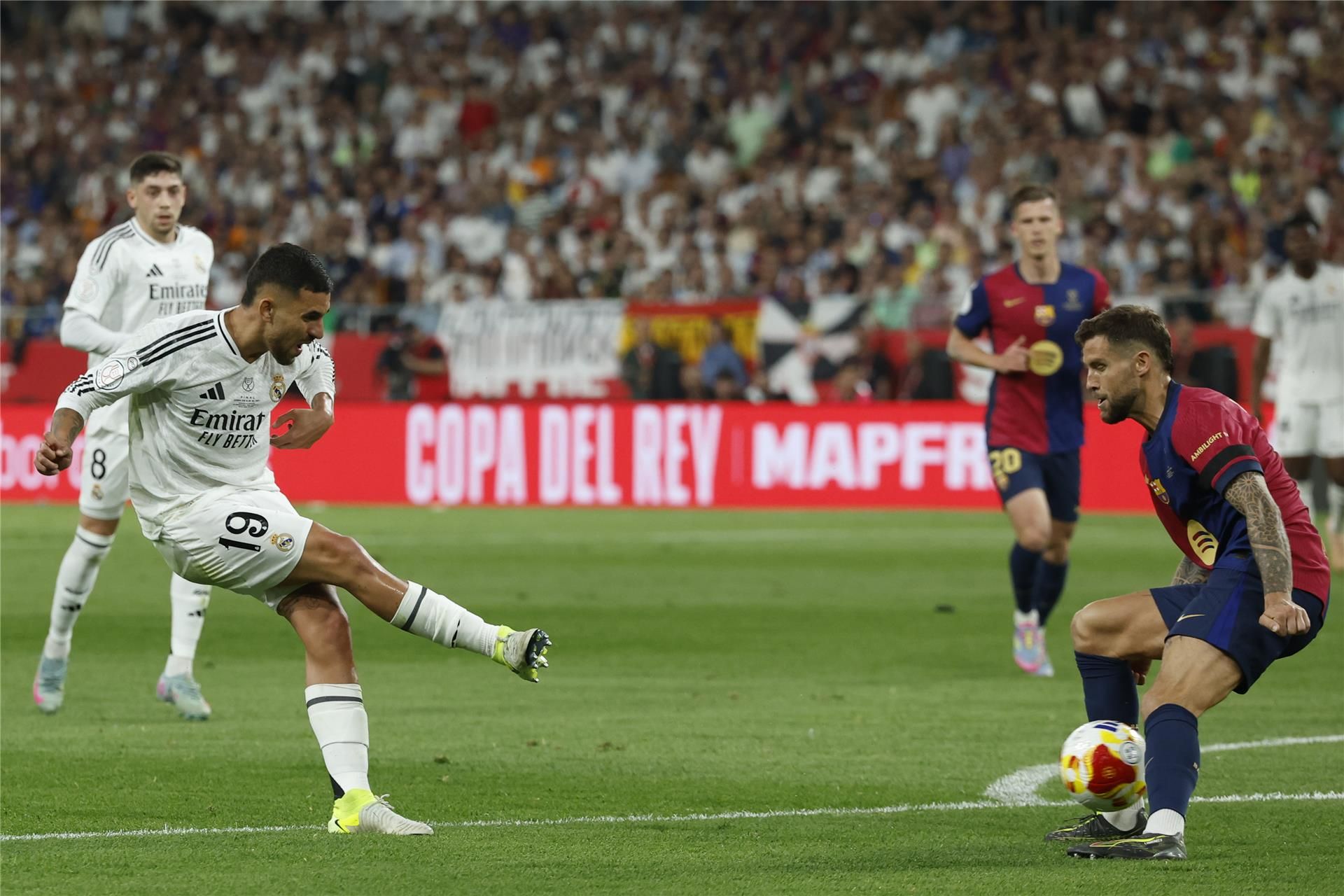 داني سيبايوس