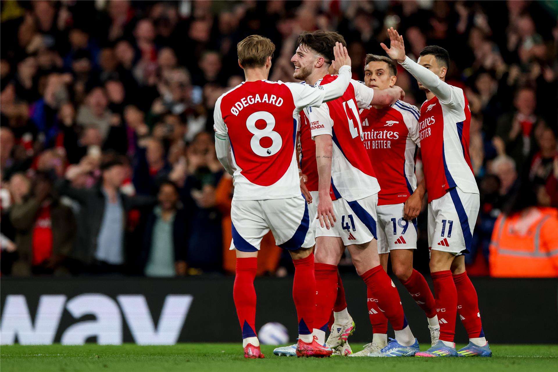 لاعبو أرسنال