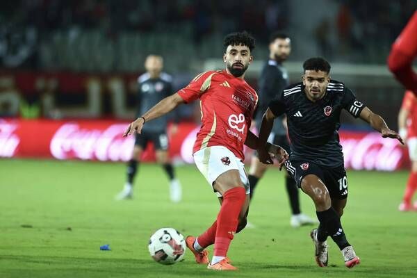 لقاء سابق بين الفريقين