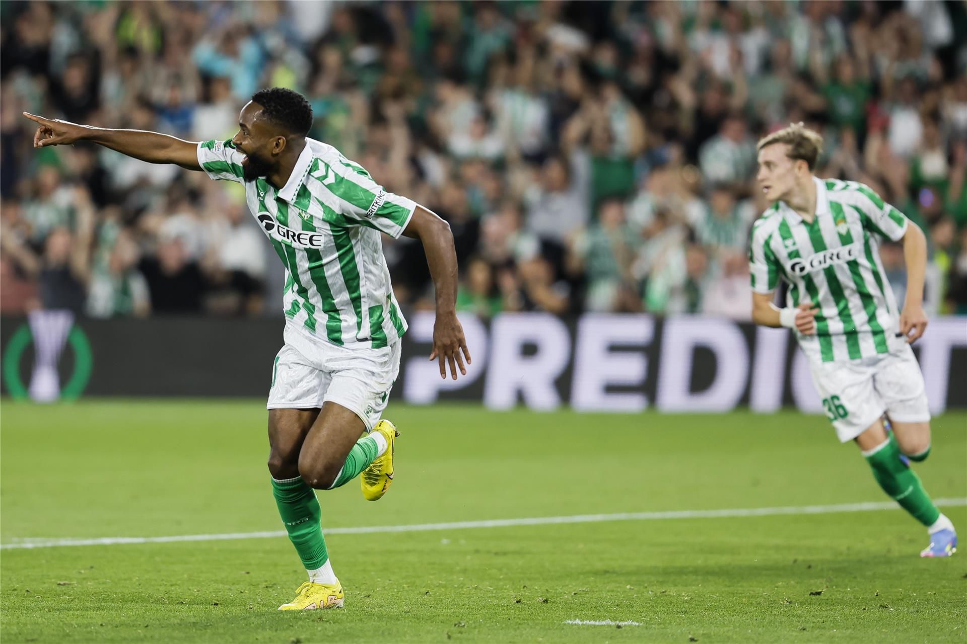 سيدريك باكامبو