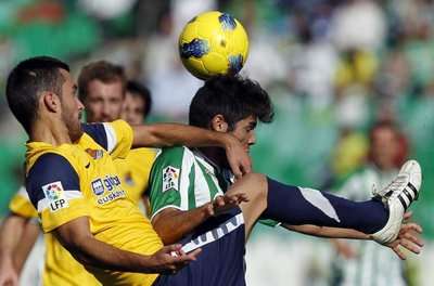 2011-11-27-00000103016945