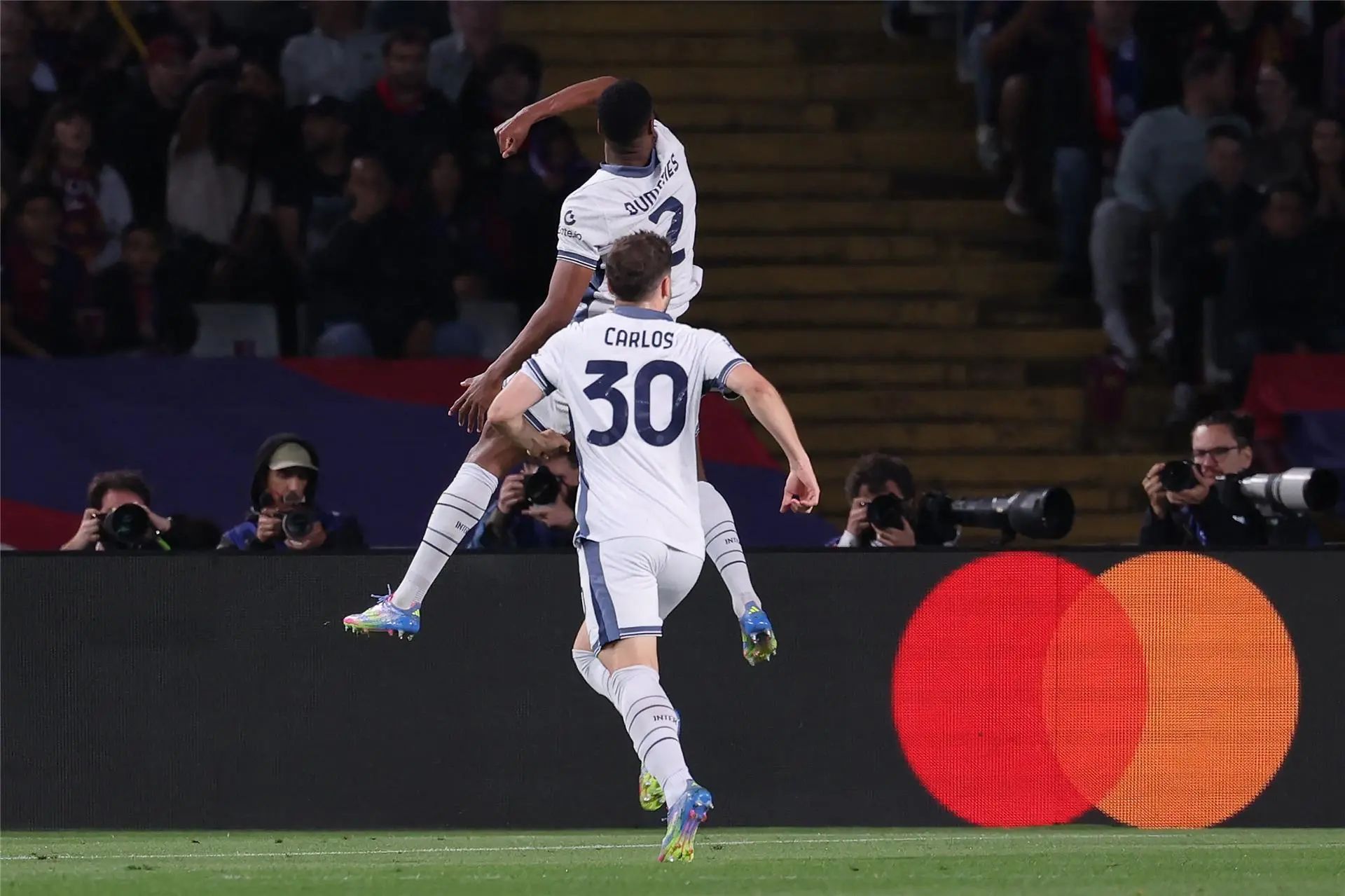 ?i=albums%2fmatches%2f2684721%2f20250430-afp_444u9vk_afp