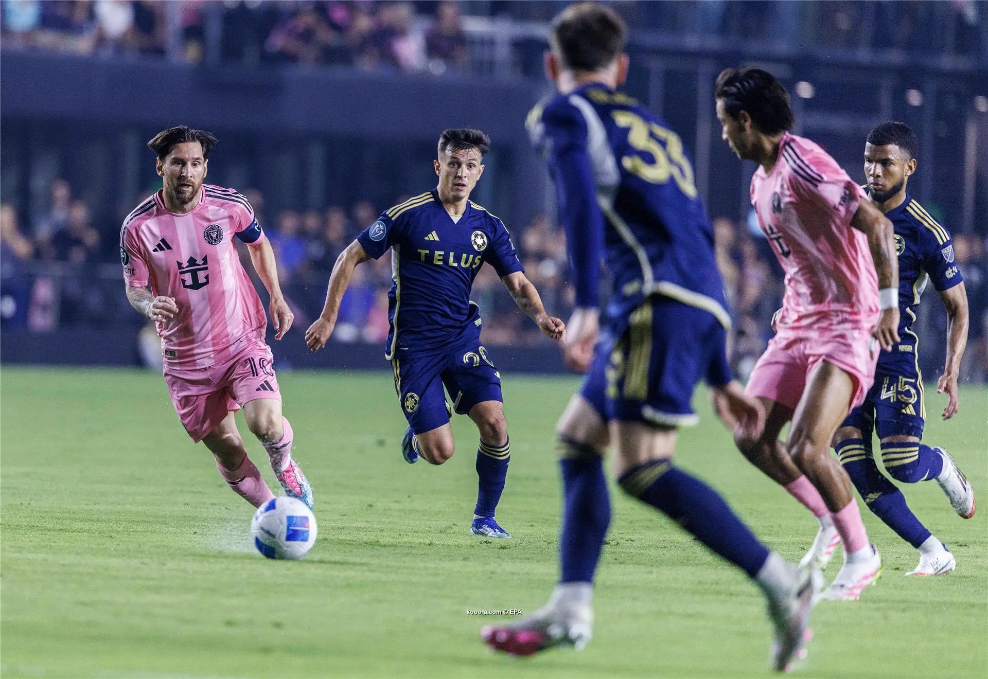 ?i=epa%2fsoccer%2f2025-05%2f2025-05-01%2f2025-05-01-12066308_epa