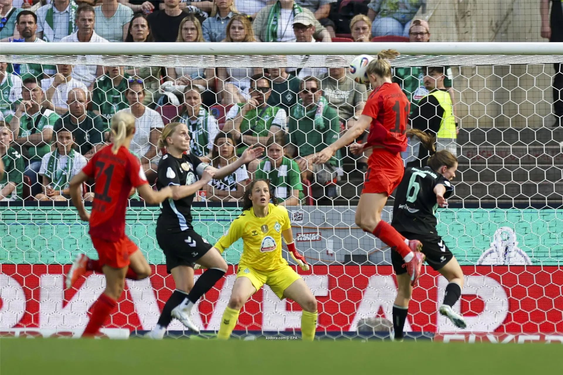 ?i=epa%2fsoccer%2f2025-05%2f2025-05-01%2f2025-05-01-12067747_epa