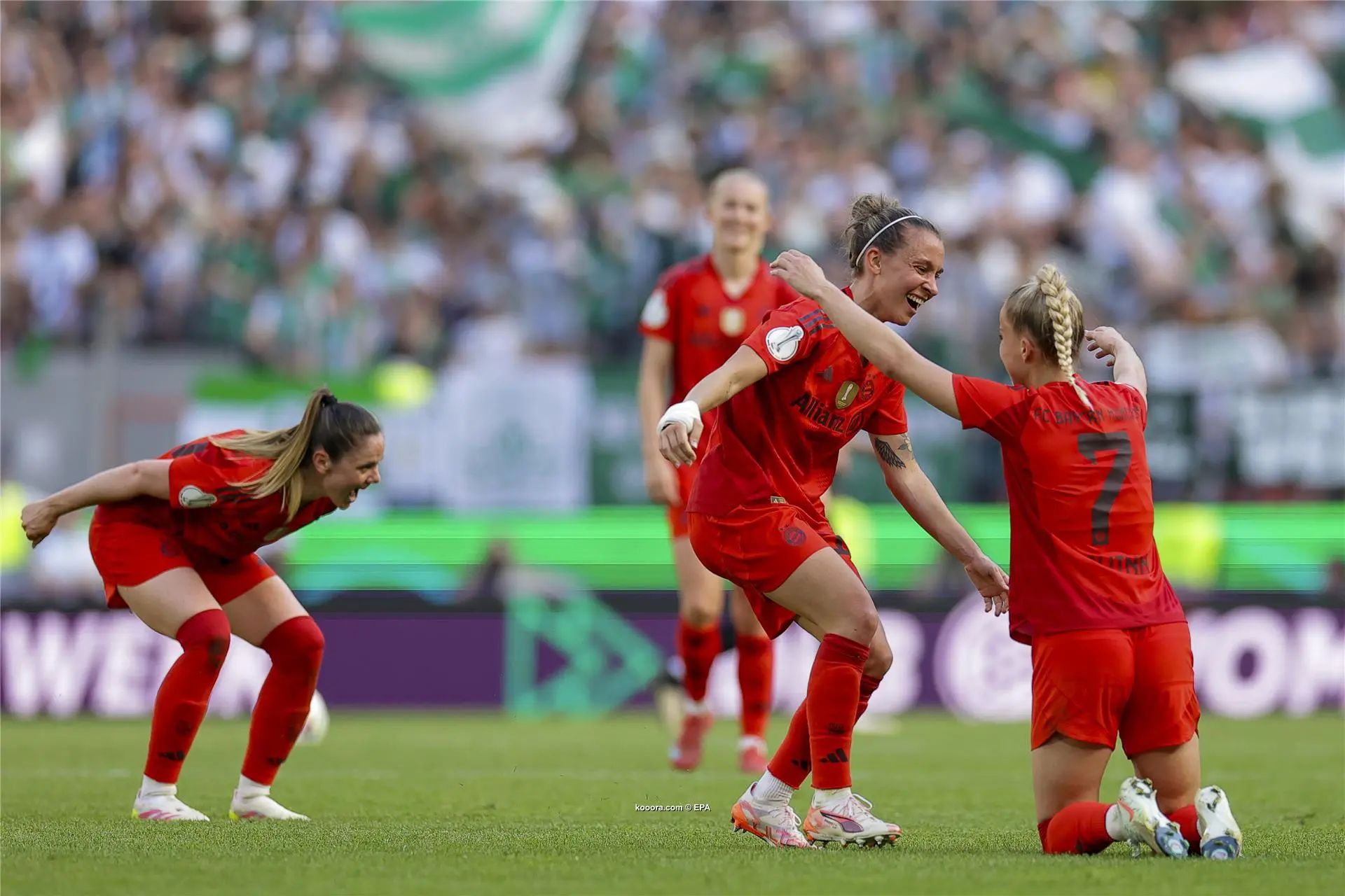 ?i=epa%2fsoccer%2f2025-05%2f2025-05-01%2f2025-05-01-12067918_epa