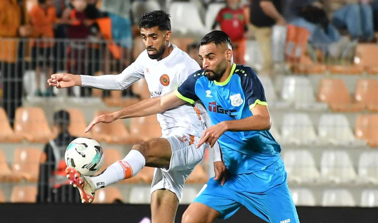 من تعادل نهضة بركان أمام الدفاع الحسني الجديدي