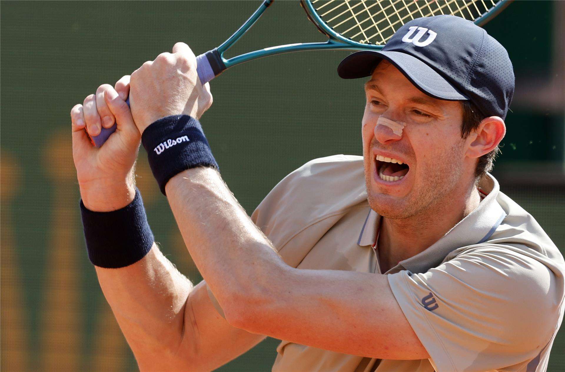 نيكولاس جاري