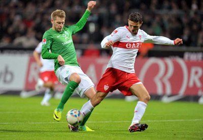 خالد بالحروز لاعب شتوتغارت و آرون هانت لاعب بريمن