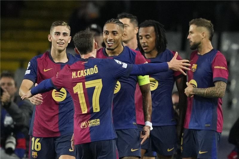 لاعبو برشلونة