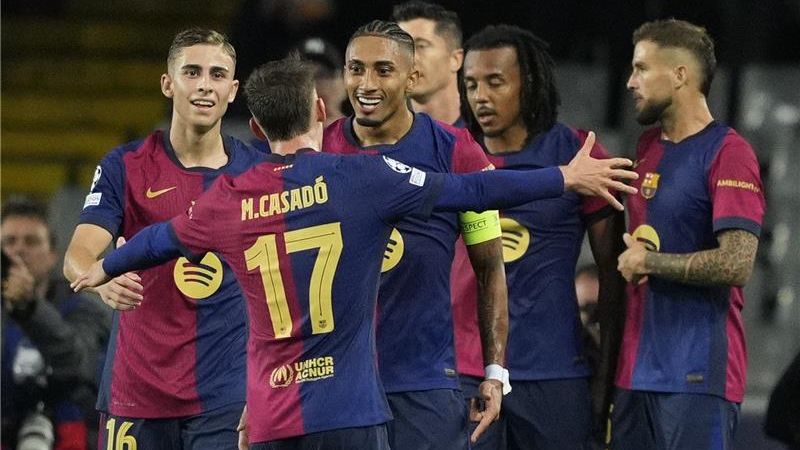 لاعبو برشلونة