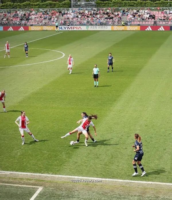 ?i=corr%2f564%2fkoo_564343