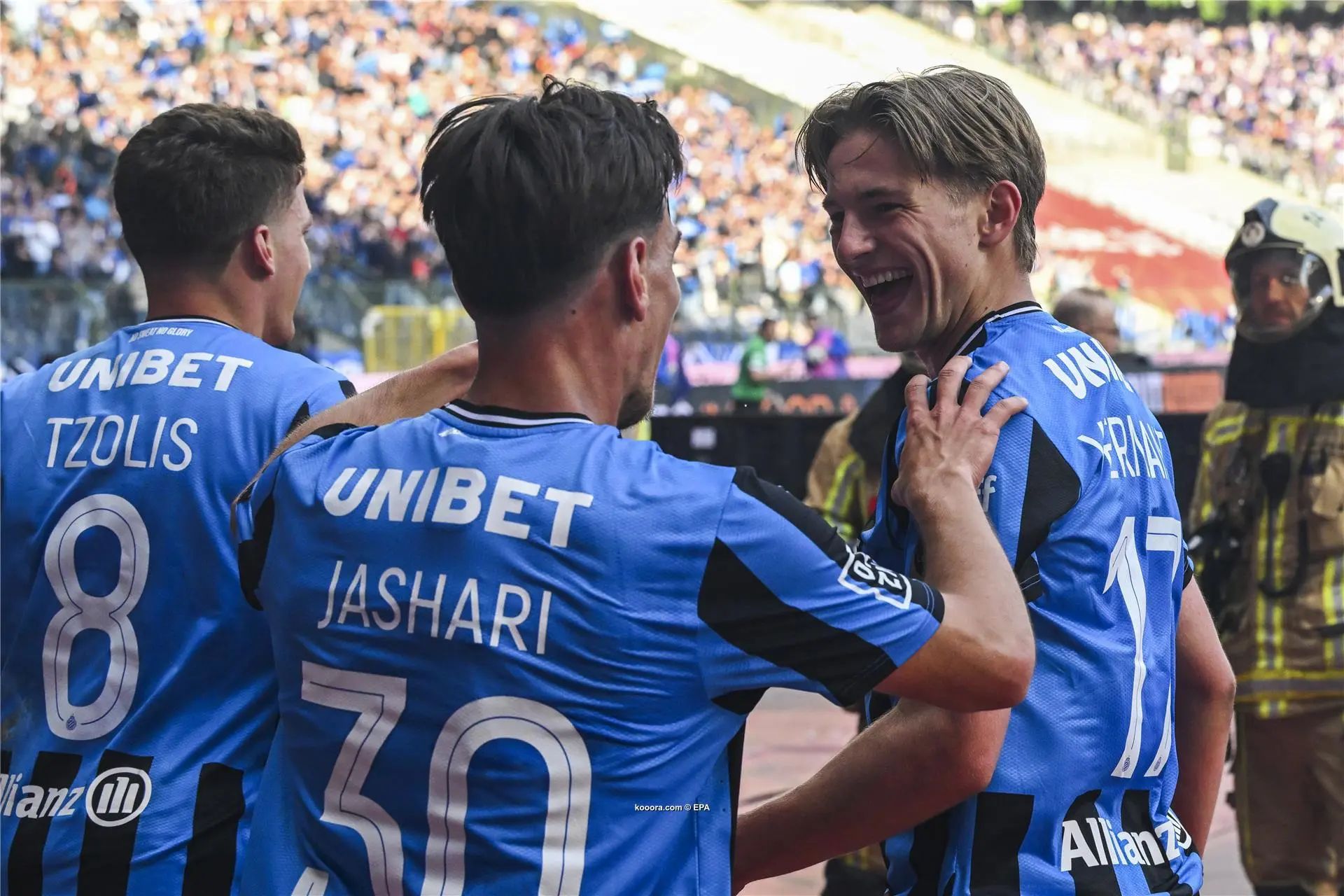 ?i=epa%2fsoccer%2f2025-05%2f2025-05-04%2f2025-05-04-12073619_epa