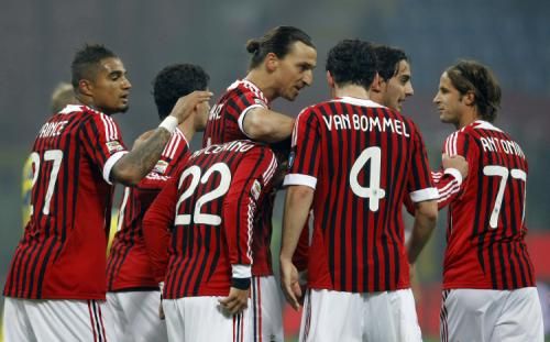 2011-11-27t215440z_01_aga120_rtridsp_3_soccer-italy_reuters