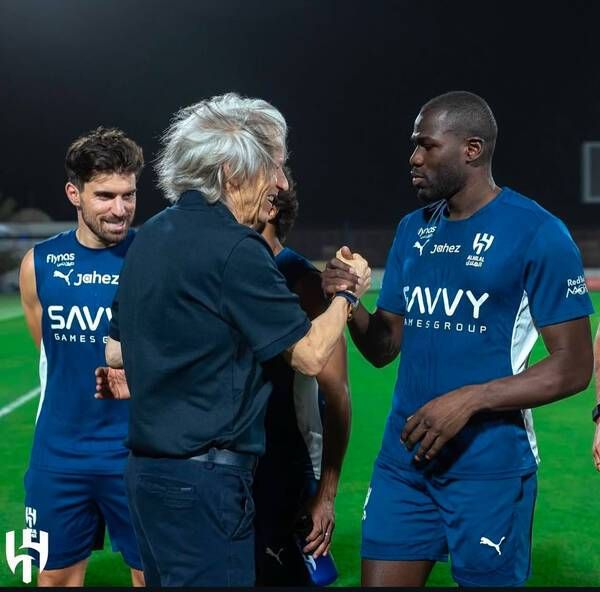 كوليبالي وجيسوس