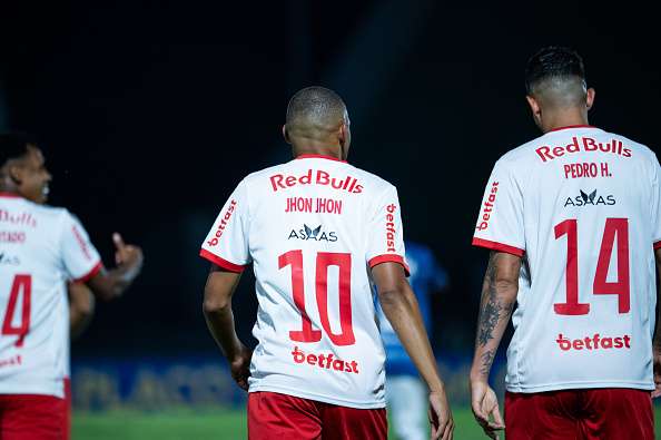 لاعبو براجانتينو