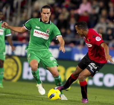 2011-11-27-00000103017150