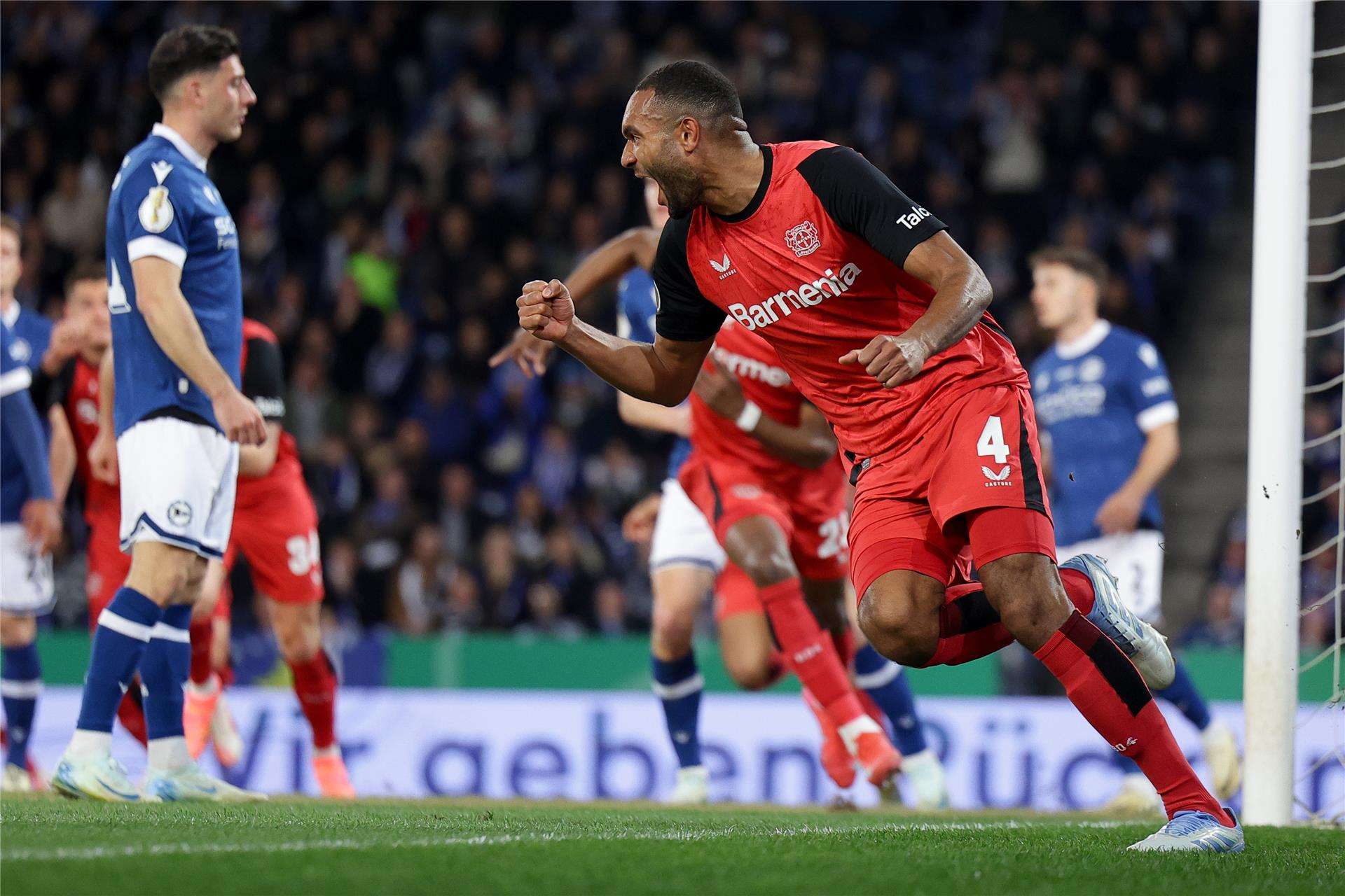 جوناثان تاه