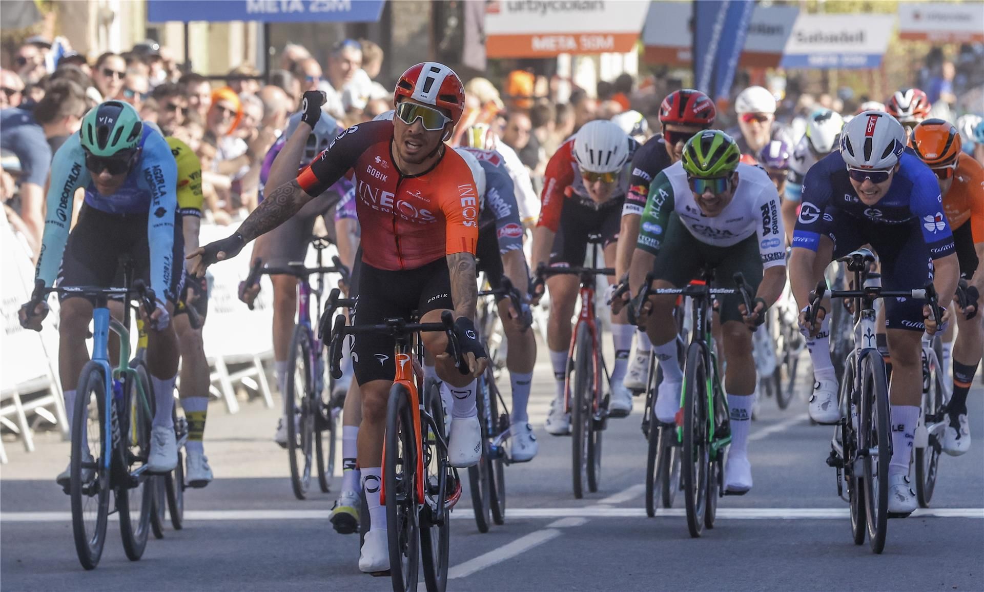 كاليب إيوان