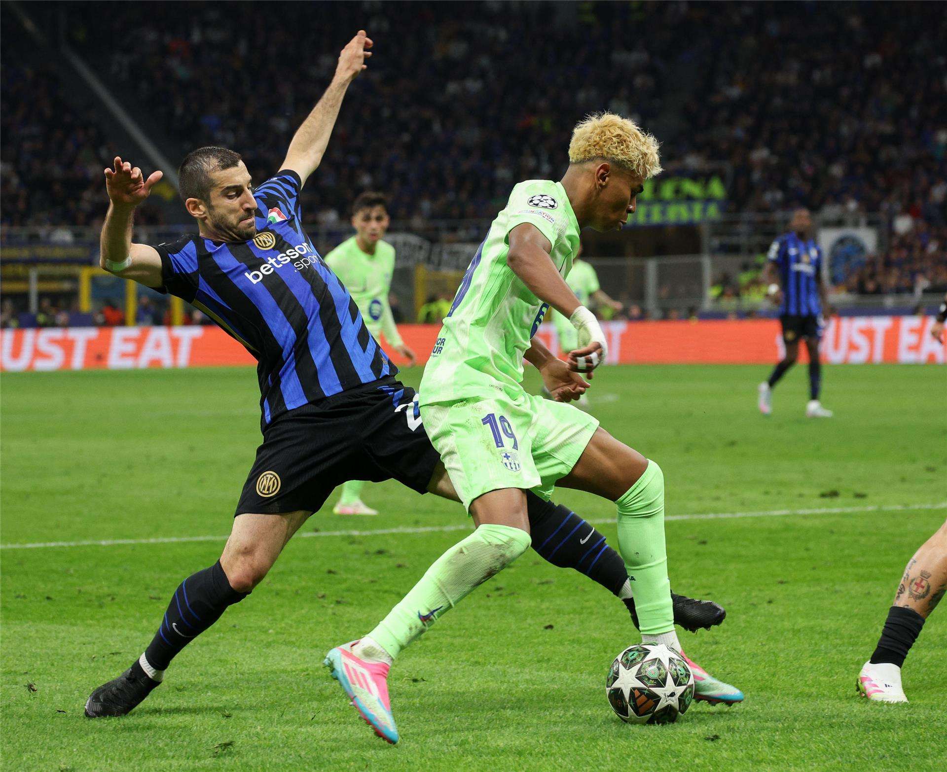 يامال ومخيتريان