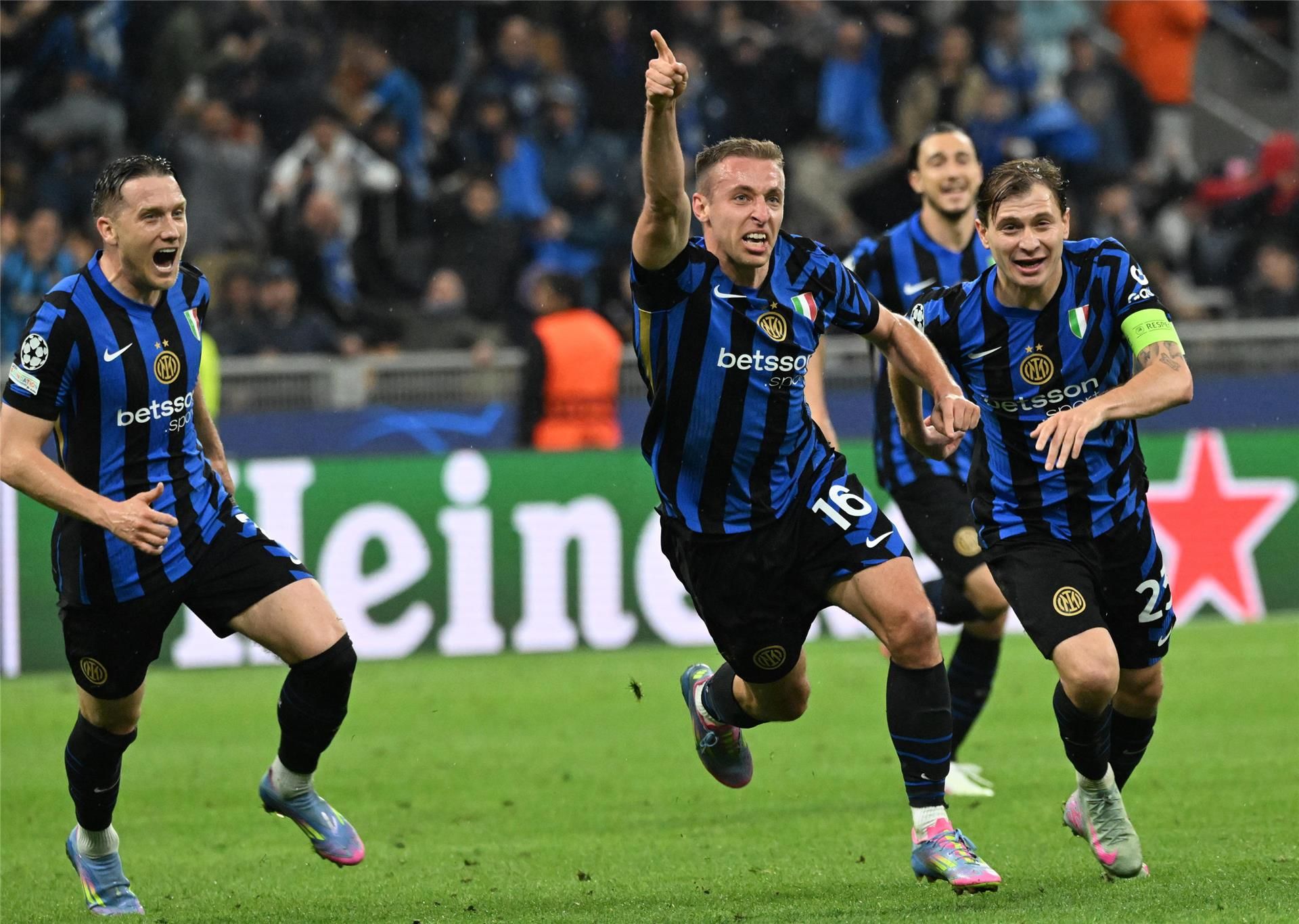 لاعبو إنتر ميلان